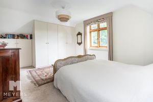 Photo 26- click for photo gallery